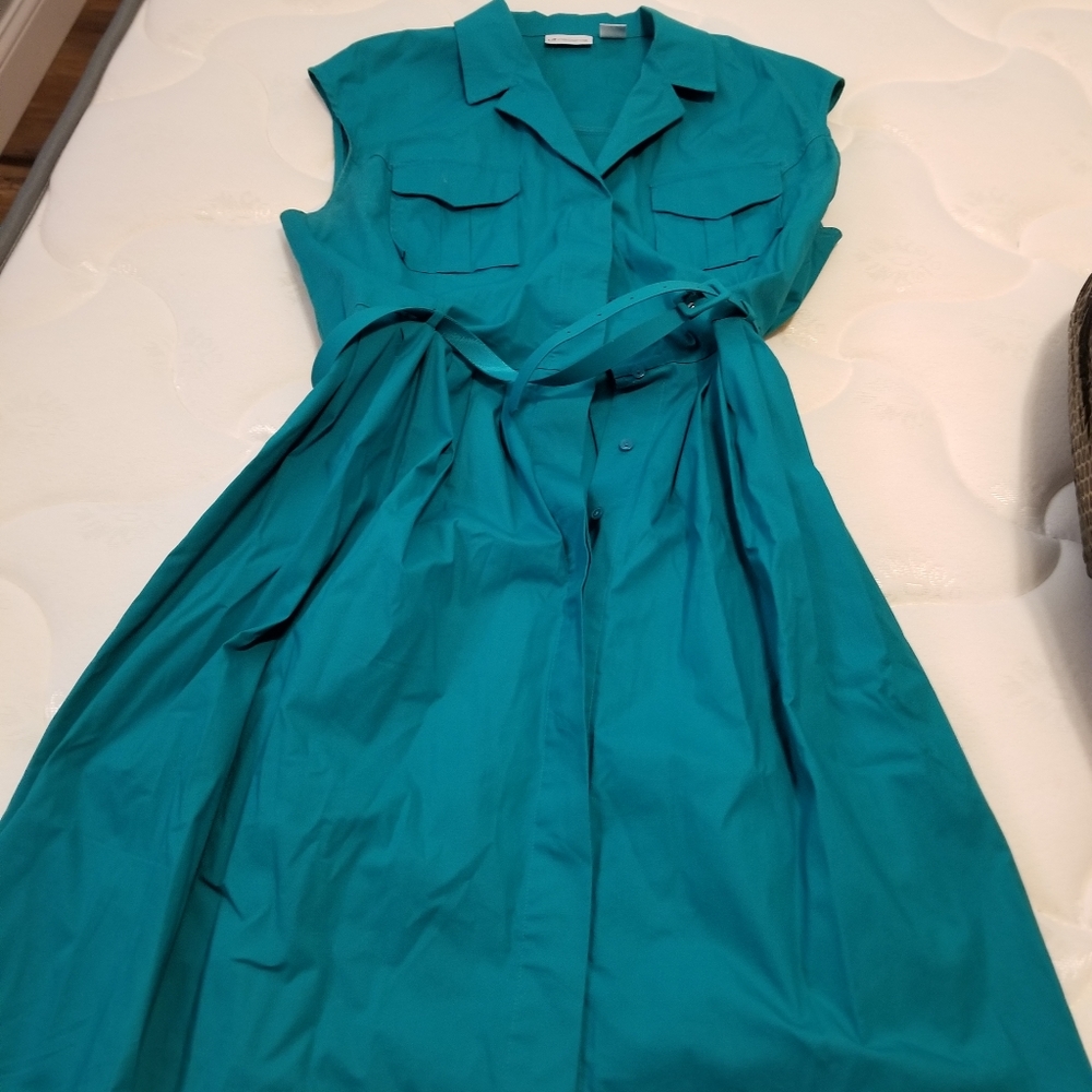 Women's dress